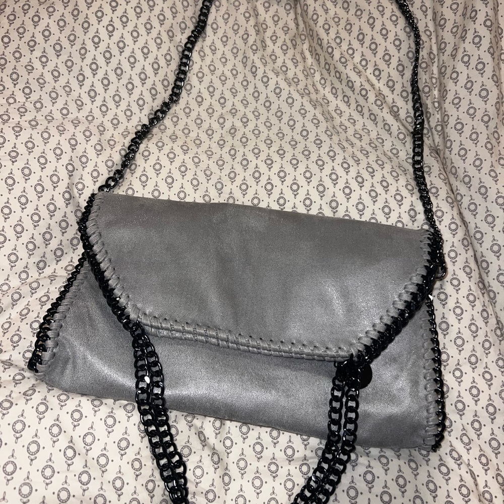 Elegant Gray Chain Strap Women's Bag